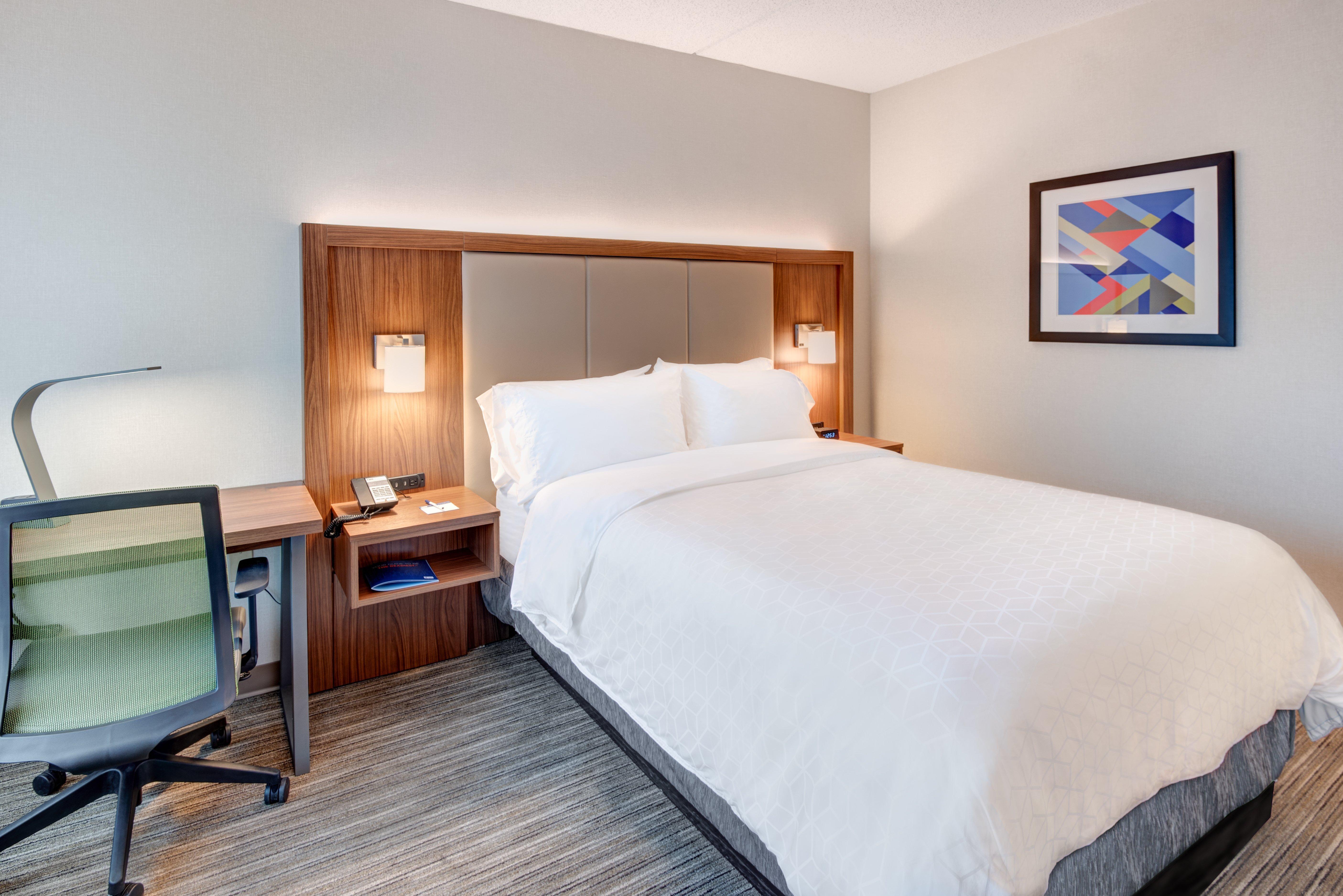 Holiday Inn Express & Suites West Long Branch - Eatontown By Ihg Eksteriør bilde