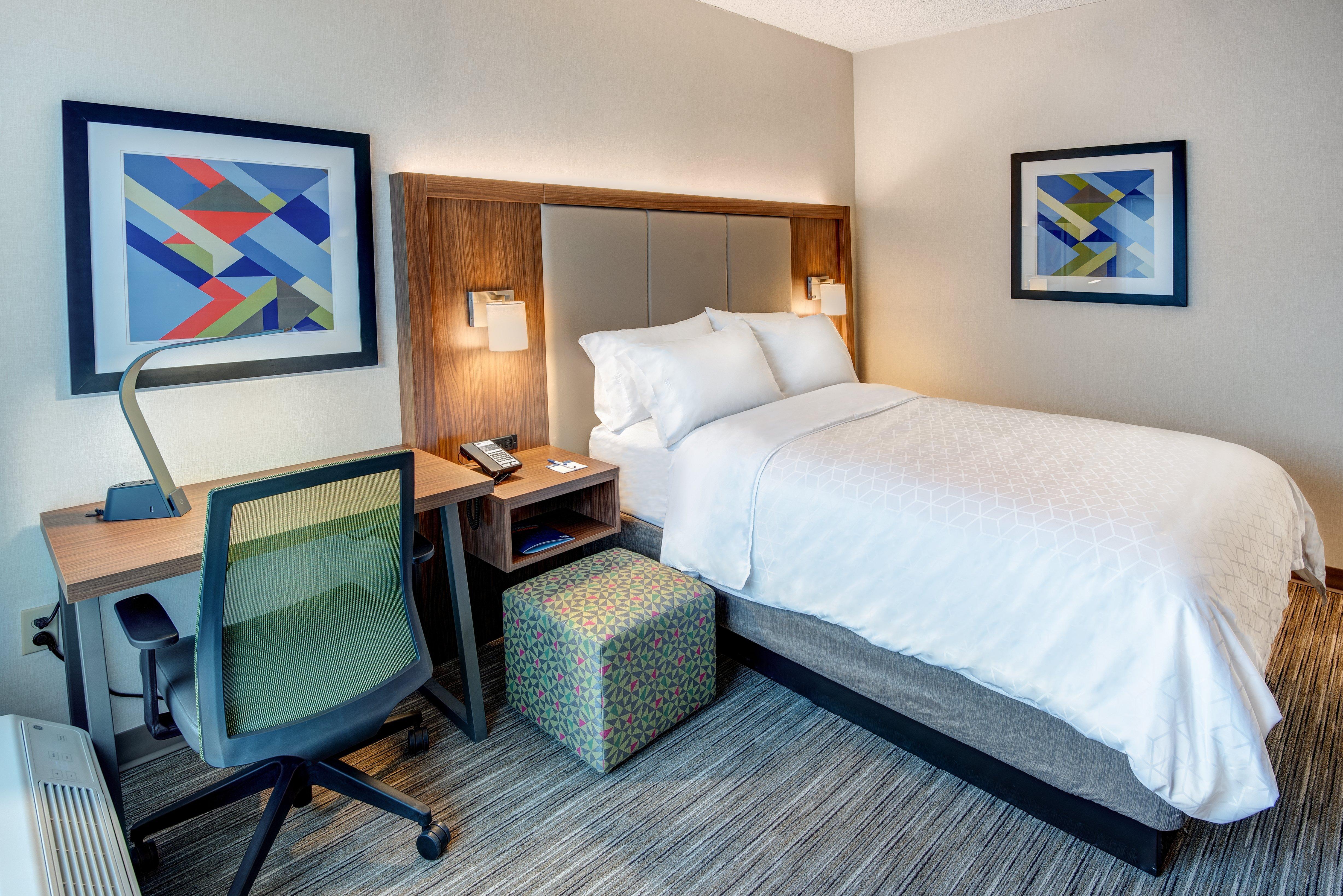 Holiday Inn Express & Suites West Long Branch - Eatontown By Ihg Eksteriør bilde