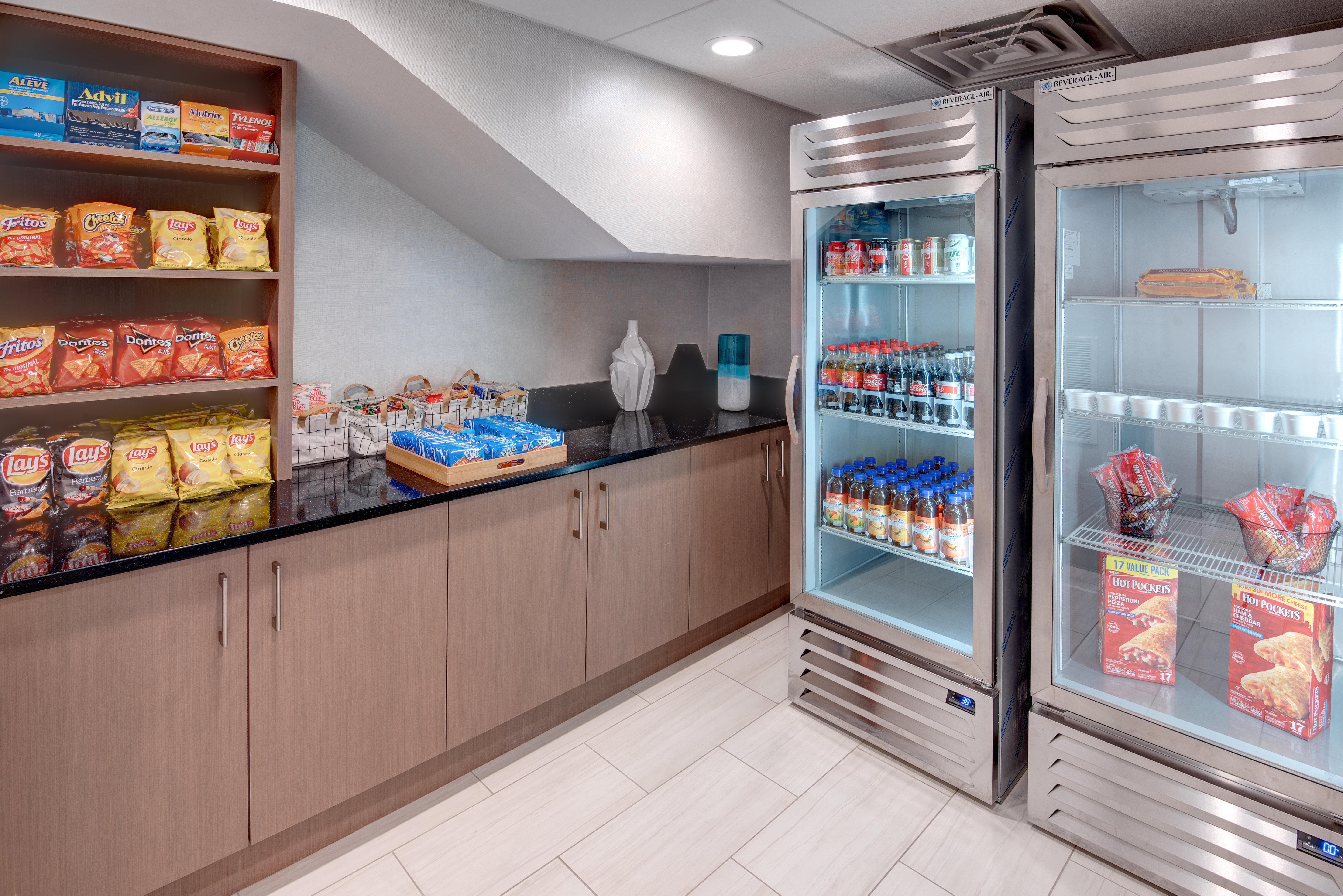 Holiday Inn Express & Suites West Long Branch - Eatontown By Ihg Eksteriør bilde