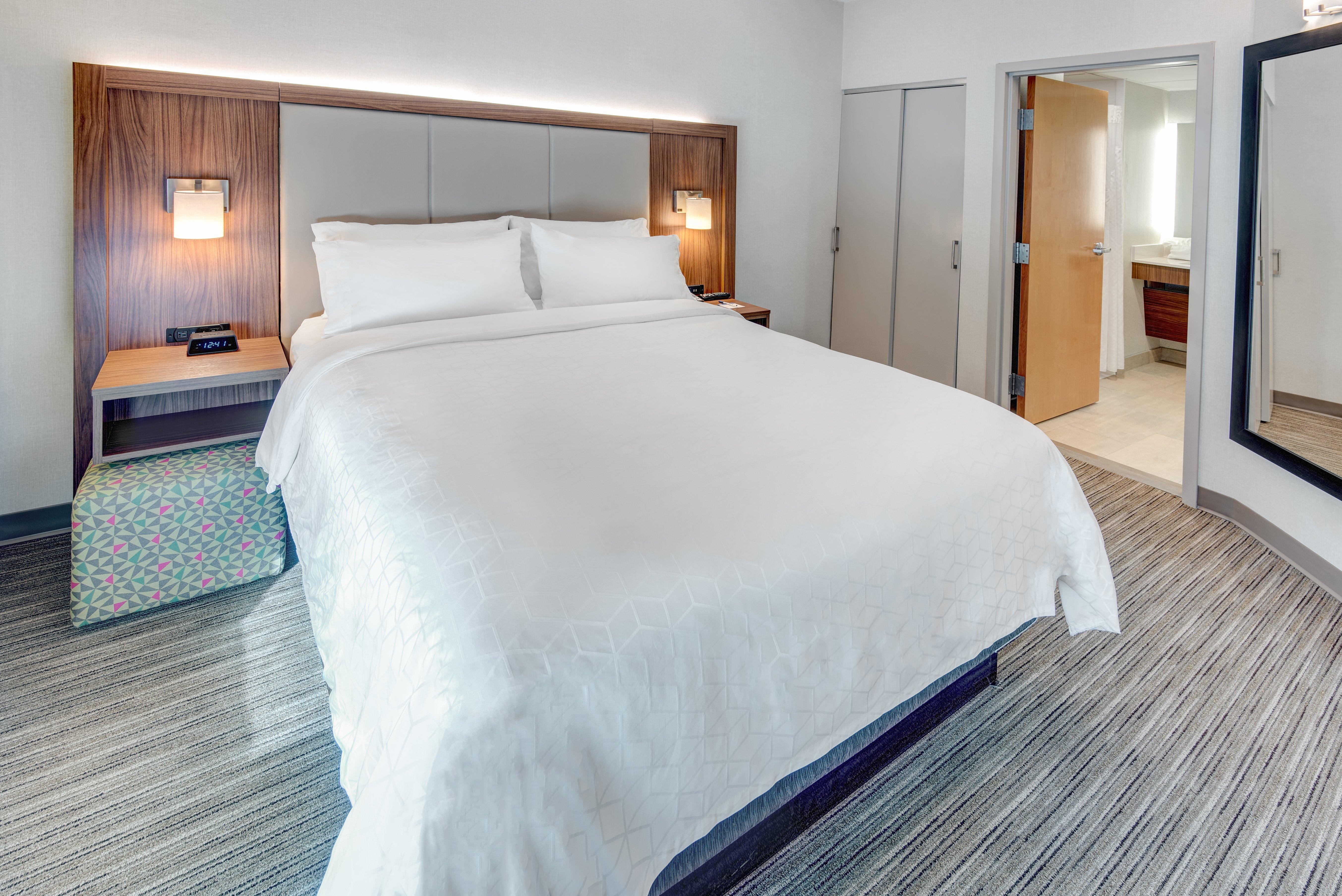 Holiday Inn Express & Suites West Long Branch - Eatontown By Ihg Eksteriør bilde