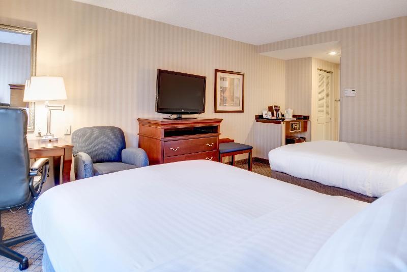 Holiday Inn Express & Suites West Long Branch - Eatontown By Ihg Eksteriør bilde