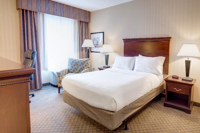 Holiday Inn Express & Suites West Long Branch - Eatontown By Ihg Eksteriør bilde