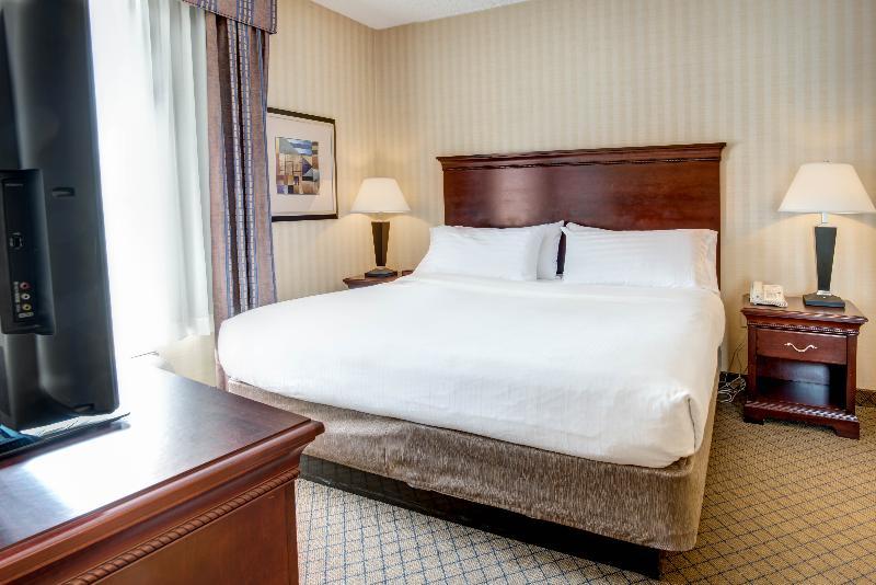 Holiday Inn Express & Suites West Long Branch - Eatontown By Ihg Eksteriør bilde